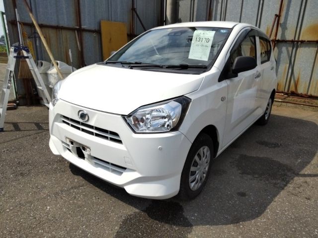 13170 Daihatsu Mira e s LA350S 2018 г. (LUM Tokyo Nyusatsu)